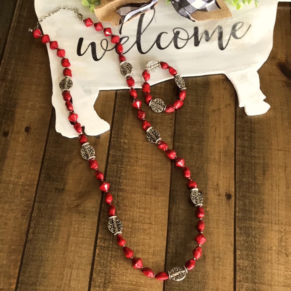 Red necklace